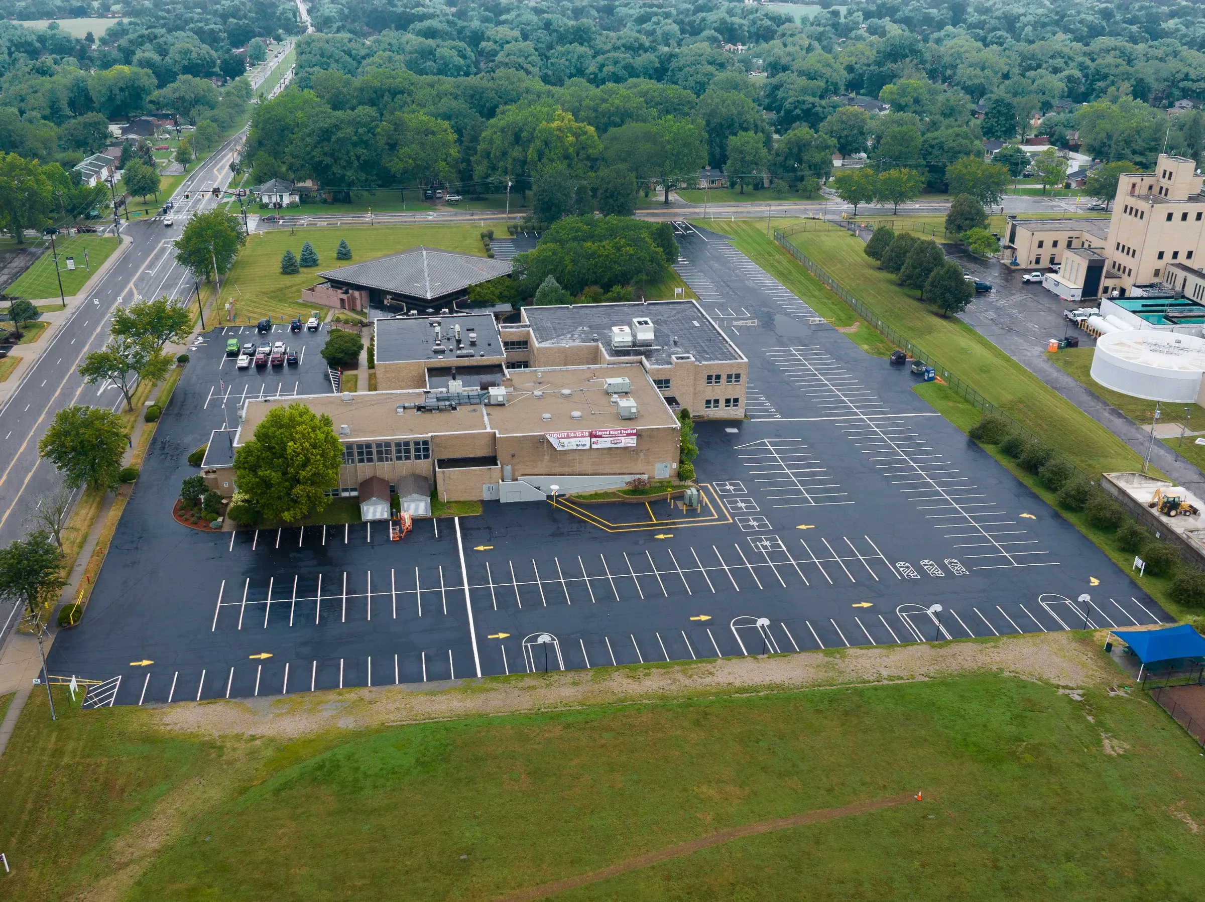 Commercial parking lot sealcoating and line striping project in Cincinnati, OH